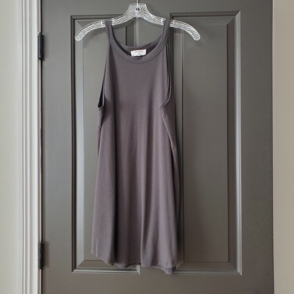 Zenana Tank Top Womens Size 2X Gray Sleeveless Curved Hem Summer Minimalist Soft - Picture 5 of 11